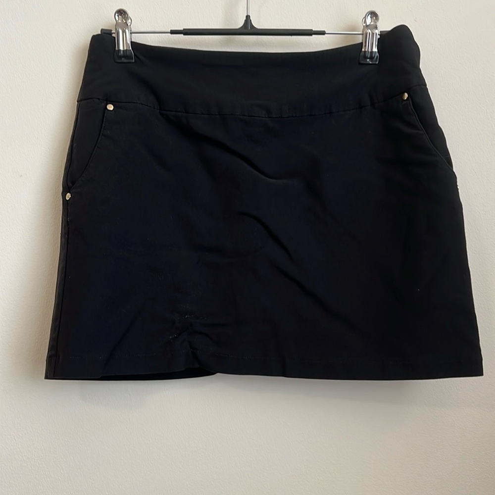 Skort